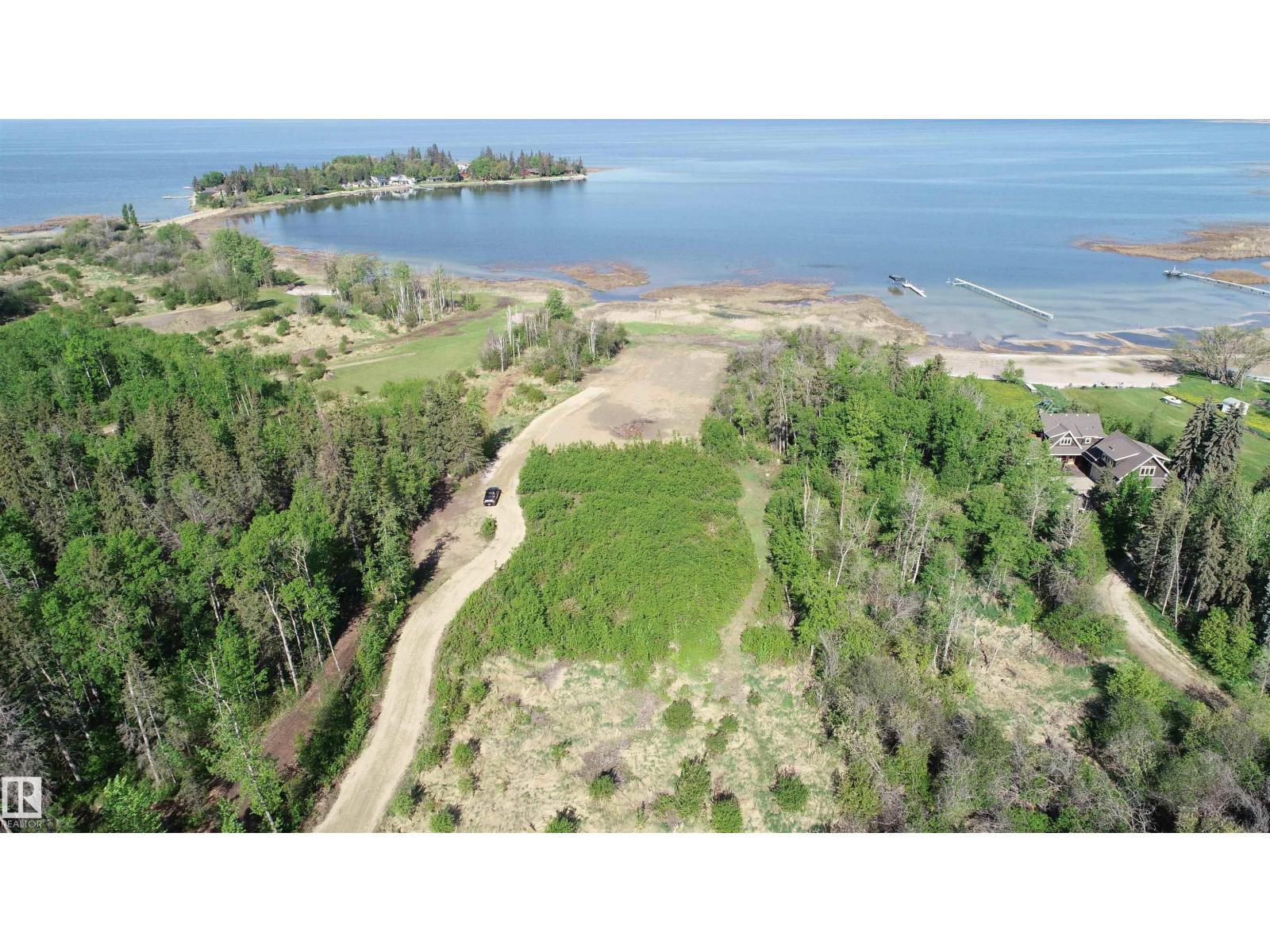 545165 Ste Anne Trail, Rural Lac Ste. Anne County, Alberta  T0E 0A1 - Photo 6 - E4455989