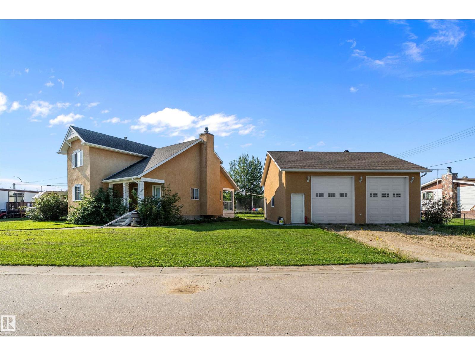 5015 47 Av, Evansburg, Alberta  T0E 0T0 - Photo 1 - E4456085