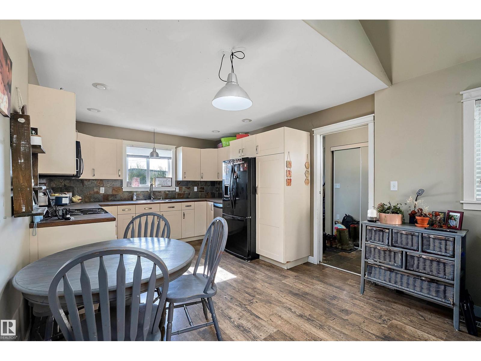 5015 47 Av, Evansburg, Alberta  T0E 0T0 - Photo 17 - E4456085
