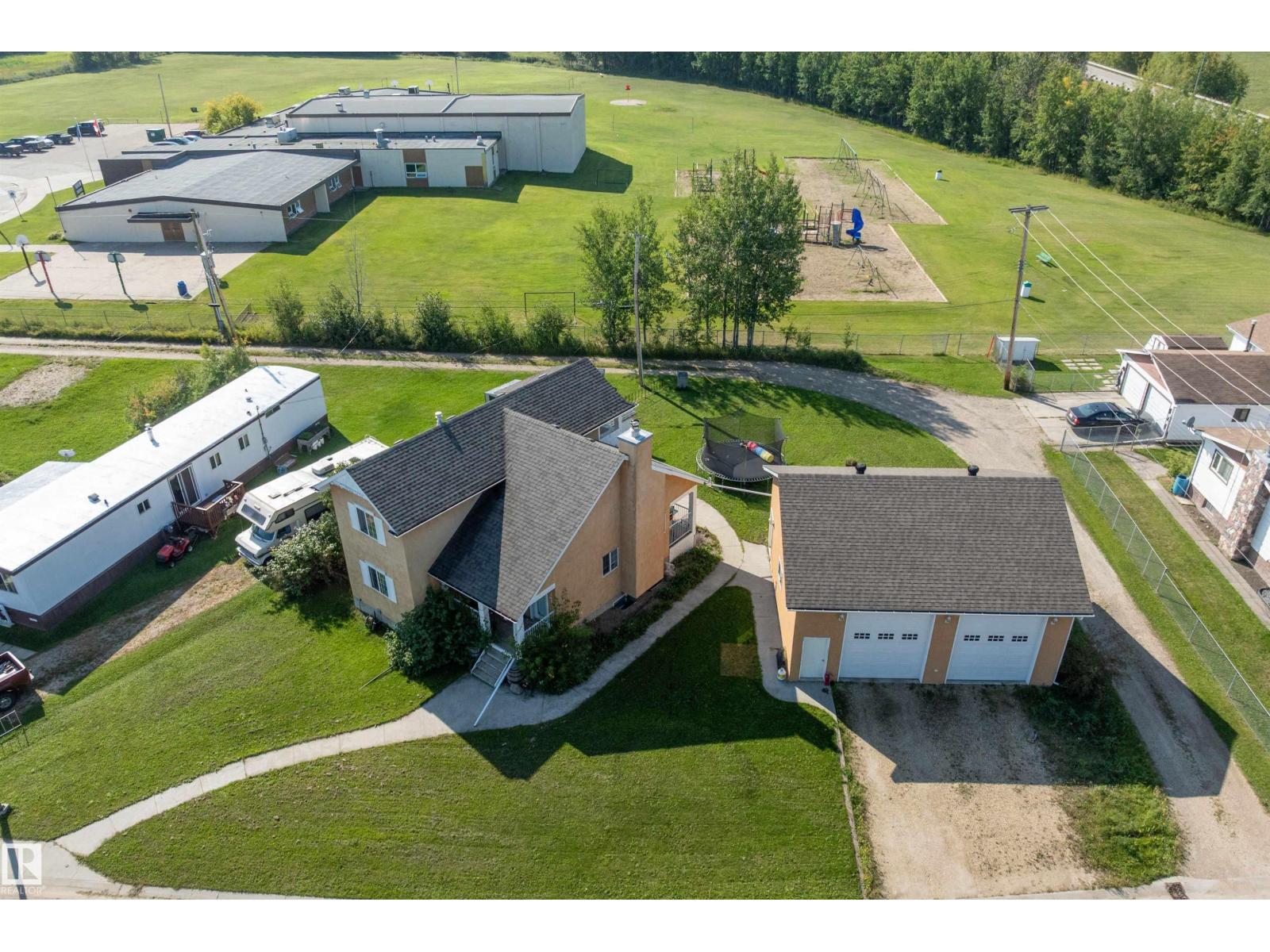 5015 47 Av, Evansburg, Alberta  T0E 0T0 - Photo 52 - E4456085