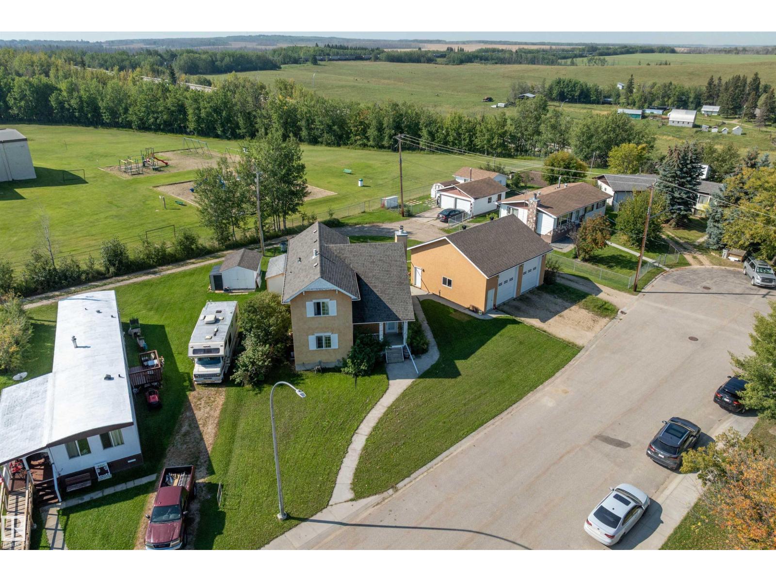 5015 47 Av, Evansburg, Alberta  T0E 0T0 - Photo 54 - E4456085