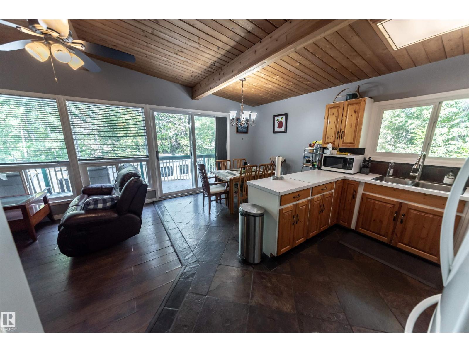 5441 49 St, Rural Lac Ste. Anne County, Alberta  T0E 0A0 - Photo 7 - E4456129