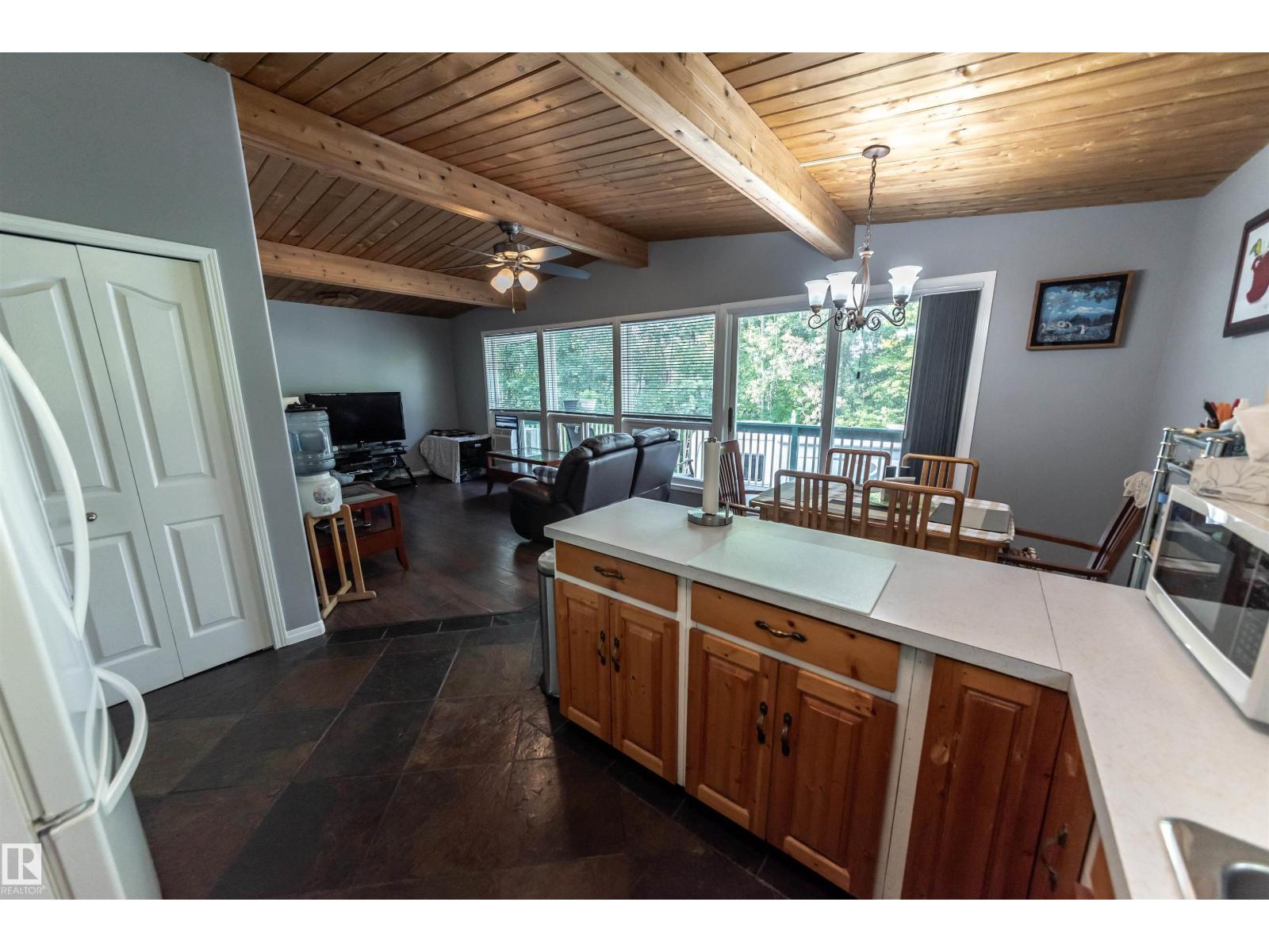5441 49 St, Rural Lac Ste. Anne County, Alberta  T0E 0A0 - Photo 8 - E4456129