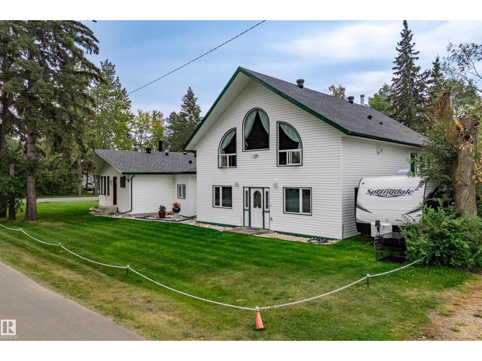 4704 51 St, Rural Lac Ste. Anne County, Alberta  T0E 0A0 - Photo 2 - E4456508