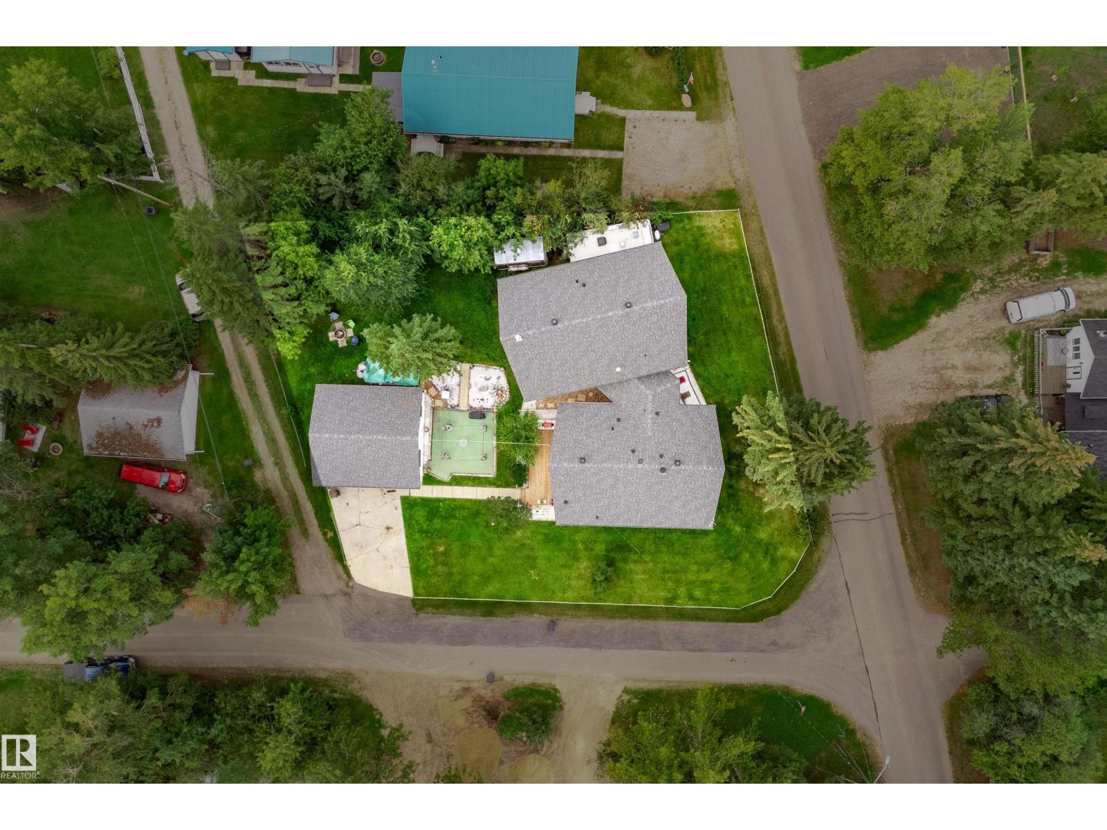 4704 51 St, Rural Lac Ste. Anne County, Alberta  T0E 0A0 - Photo 3 - E4456508