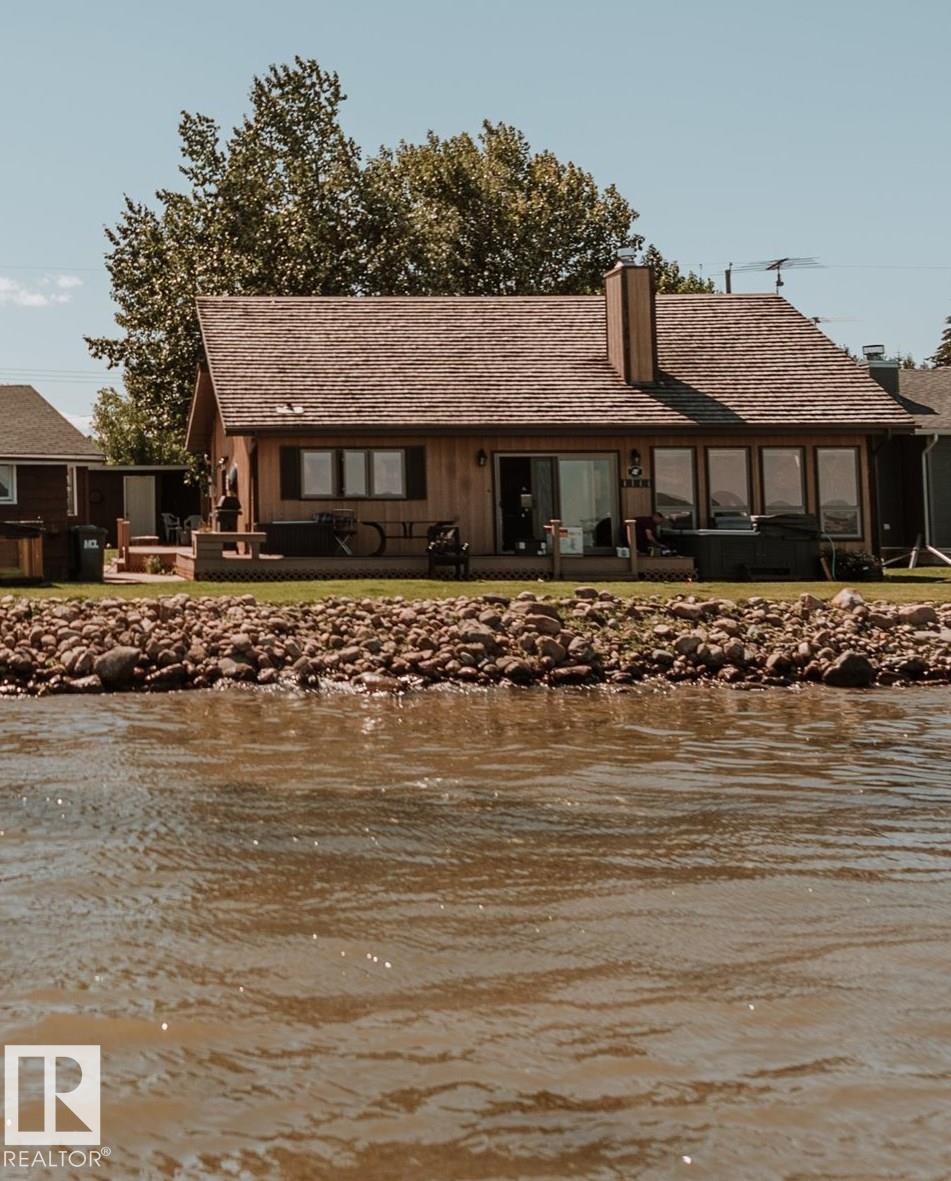 35 Lakeshore Dr, Rural Wetaskiwin County, Alberta  T0C 2V0 - Photo 3 - E4457099