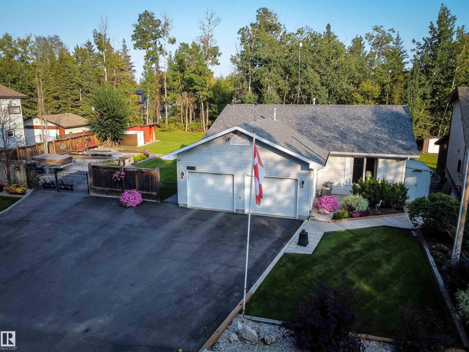 1087 10 St, Rural Lac Ste. Anne County, Alberta  T0E 1A0 - Photo 12 - E4457250