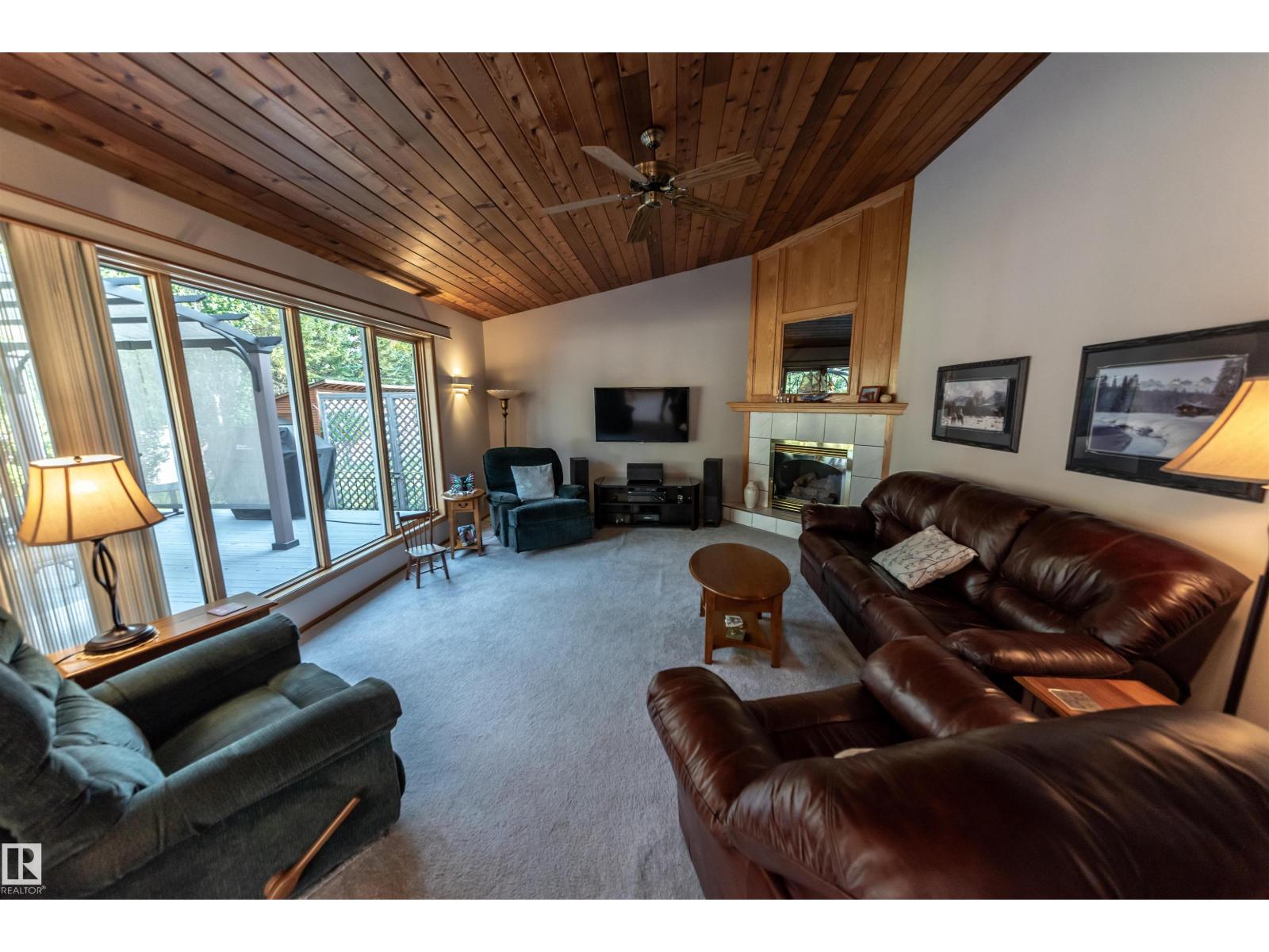 1087 10 St, Rural Lac Ste. Anne County, Alberta  T0E 1A0 - Photo 47 - E4457250