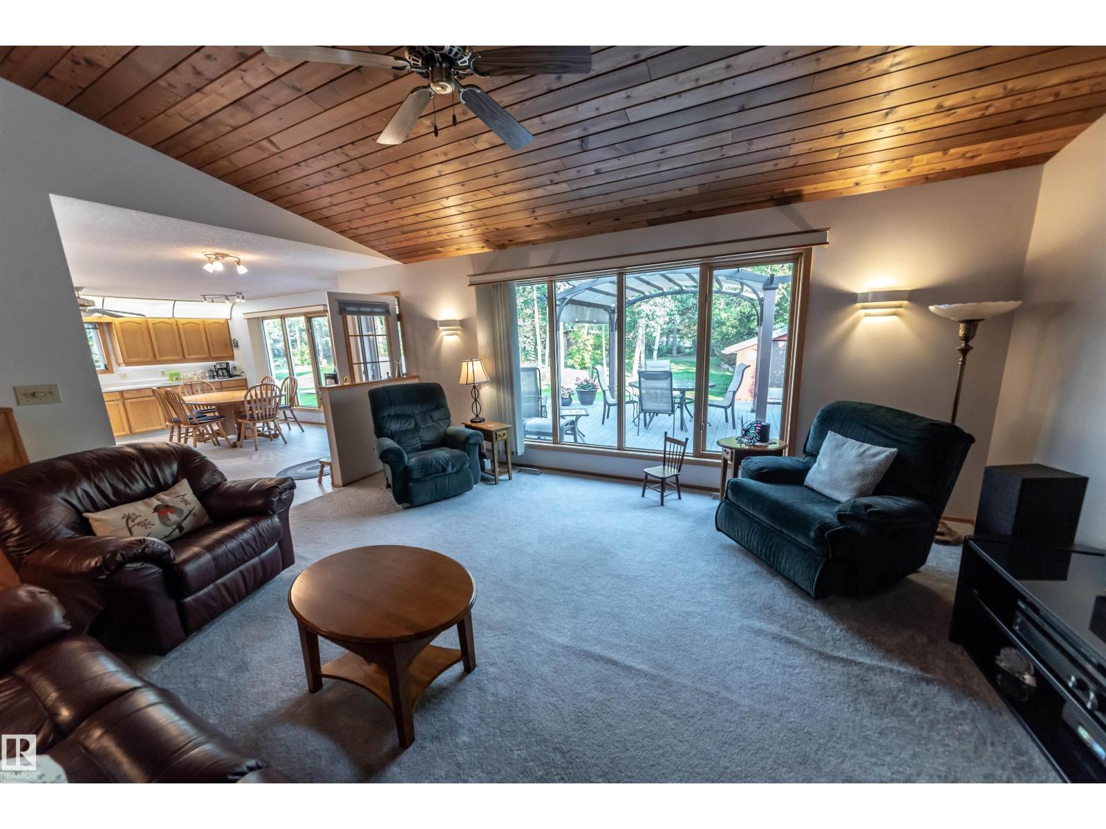 1087 10 St, Rural Lac Ste. Anne County, Alberta  T0E 1A0 - Photo 49 - E4457250