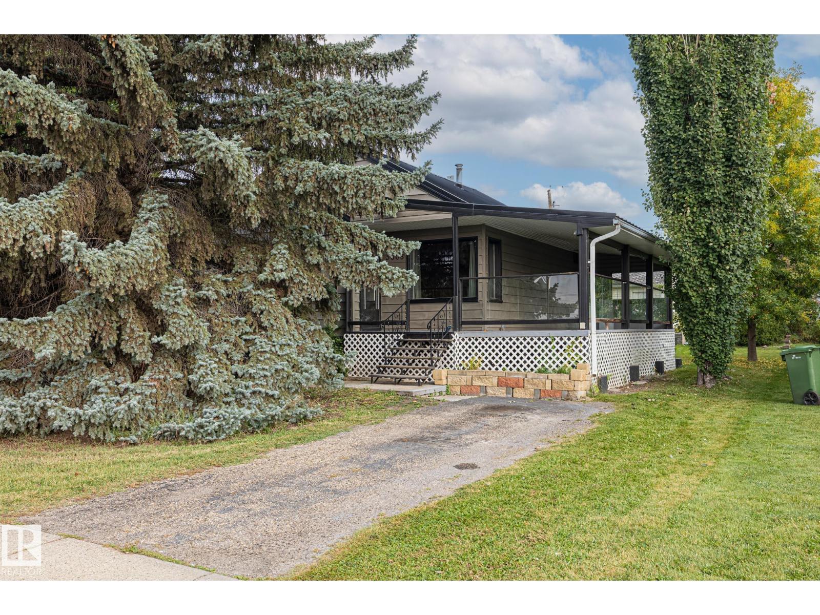 5008 54 AV, Wabamun, Alberta