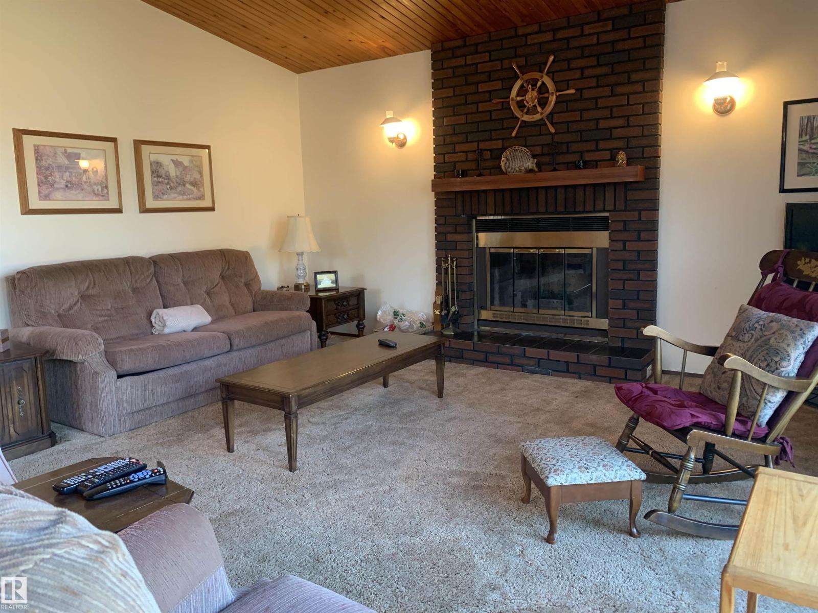 804a 1 Av, Rural Wetaskiwin County, Alberta  T0C 1X0 - Photo 7 - E4457686