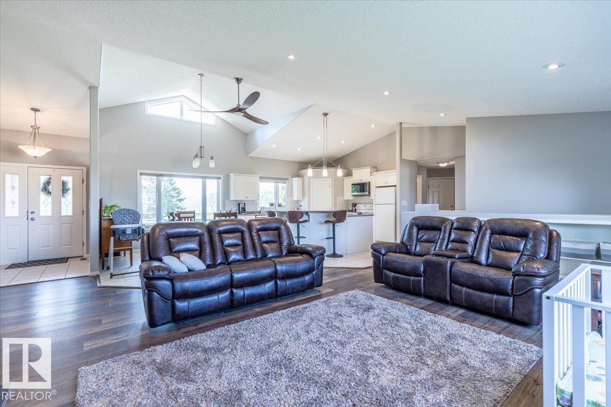 27318 Twp Road 482, Rural Leduc County, Alberta  T0C 0V0 - Photo 5 - E4457700