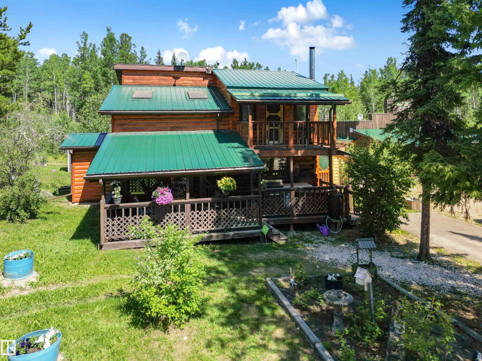 4836 A 53 Ave & 4836 B 53 Av, Cynthia, Alberta  T0E 0K0 - Photo 2 - E4458674
