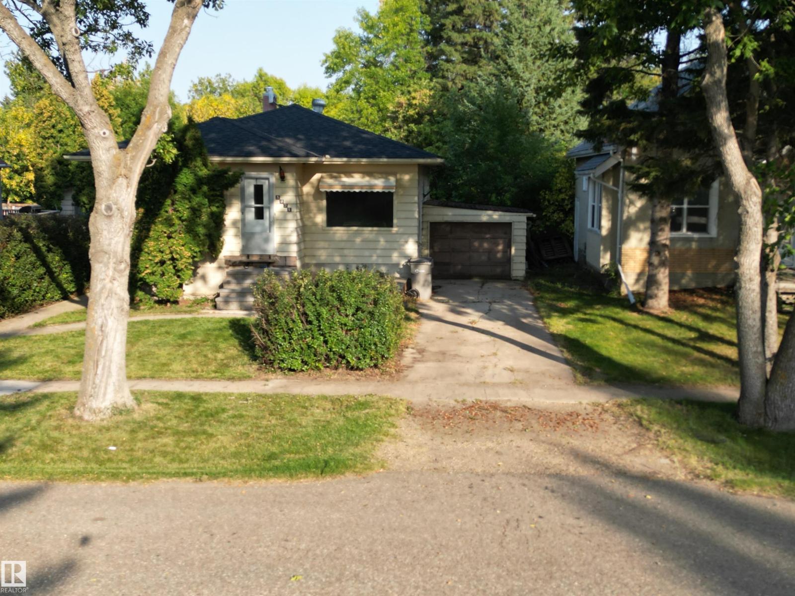5021 48 St, Calmar, Alberta  T0C 0V0 - Photo 1 - E4459884