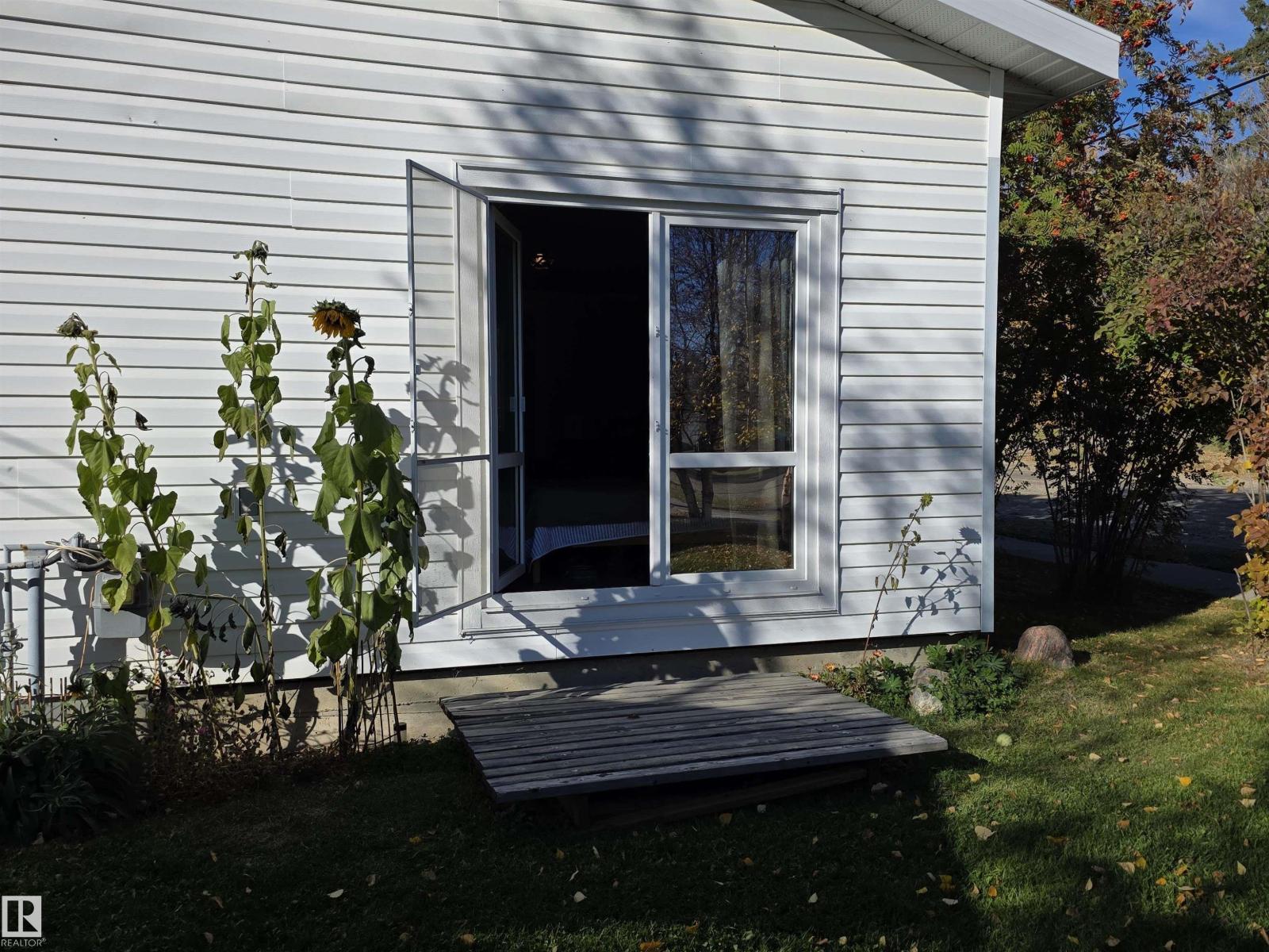 4903 52 Av, Breton, Alberta  T0C 0P0 - Photo 17 - E4461836