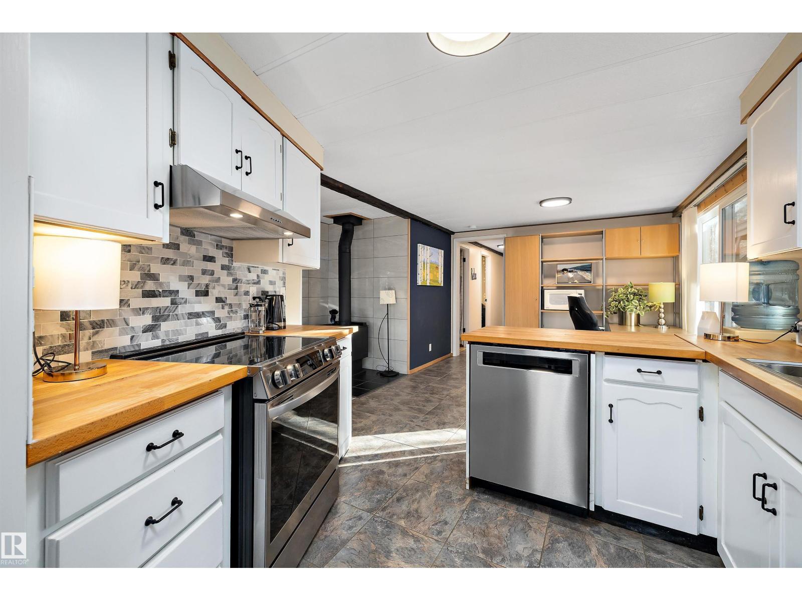 619 6th St, Rural Wetaskiwin County, Alberta  T0C 2V0 - Photo 1 - E4462685