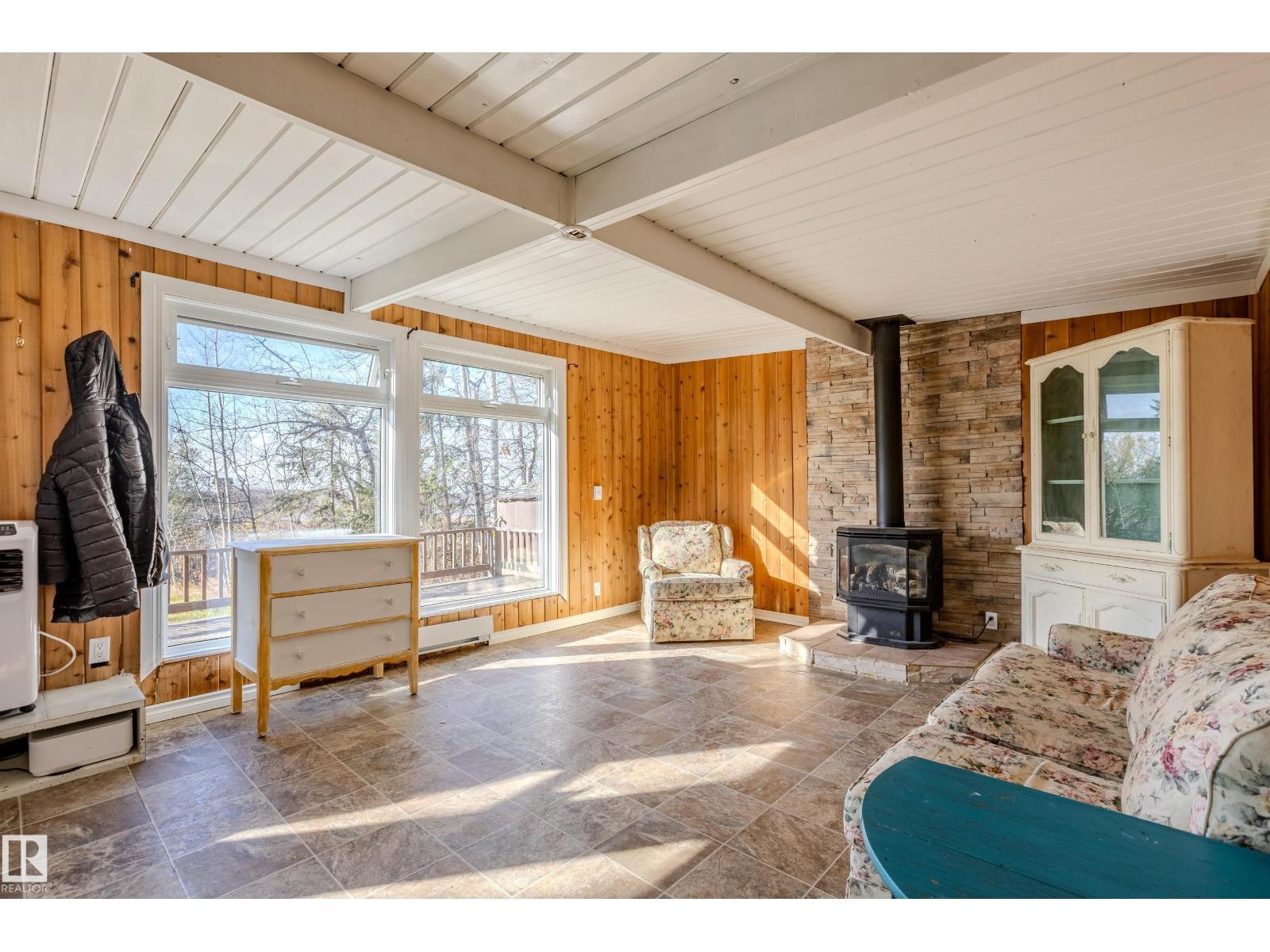 161 Lakeshore Dr, Rural Lac Ste. Anne County, Alberta T0E 1V0 - Photo 9 - E4462817