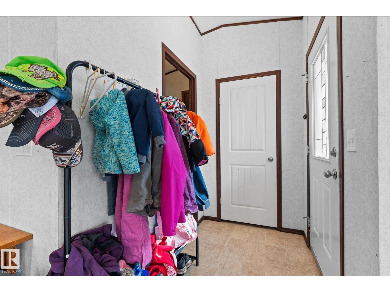 52403 Rrd 81, Rural Yellowhead, Alberta  T0E 0T0 - Photo 7 - E4462885