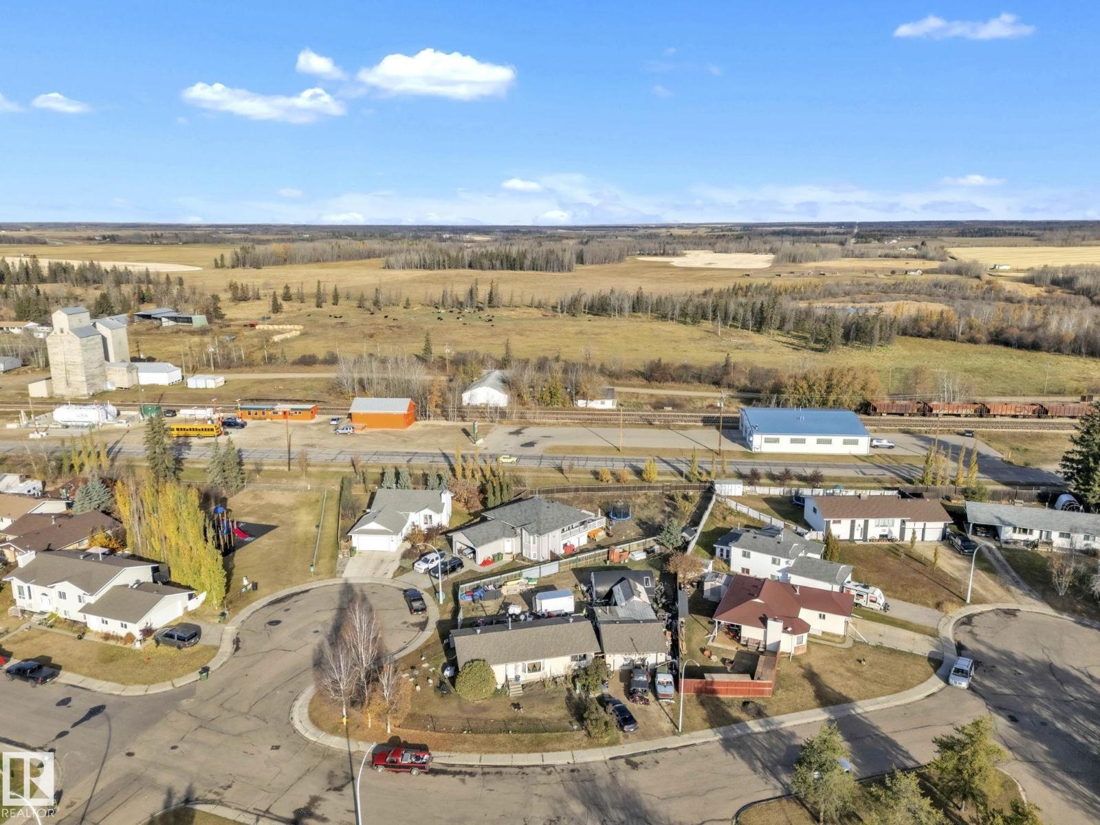 5228 49 Av, Onoway, Alberta T0E 1V0 - Photo 10 - E4462971