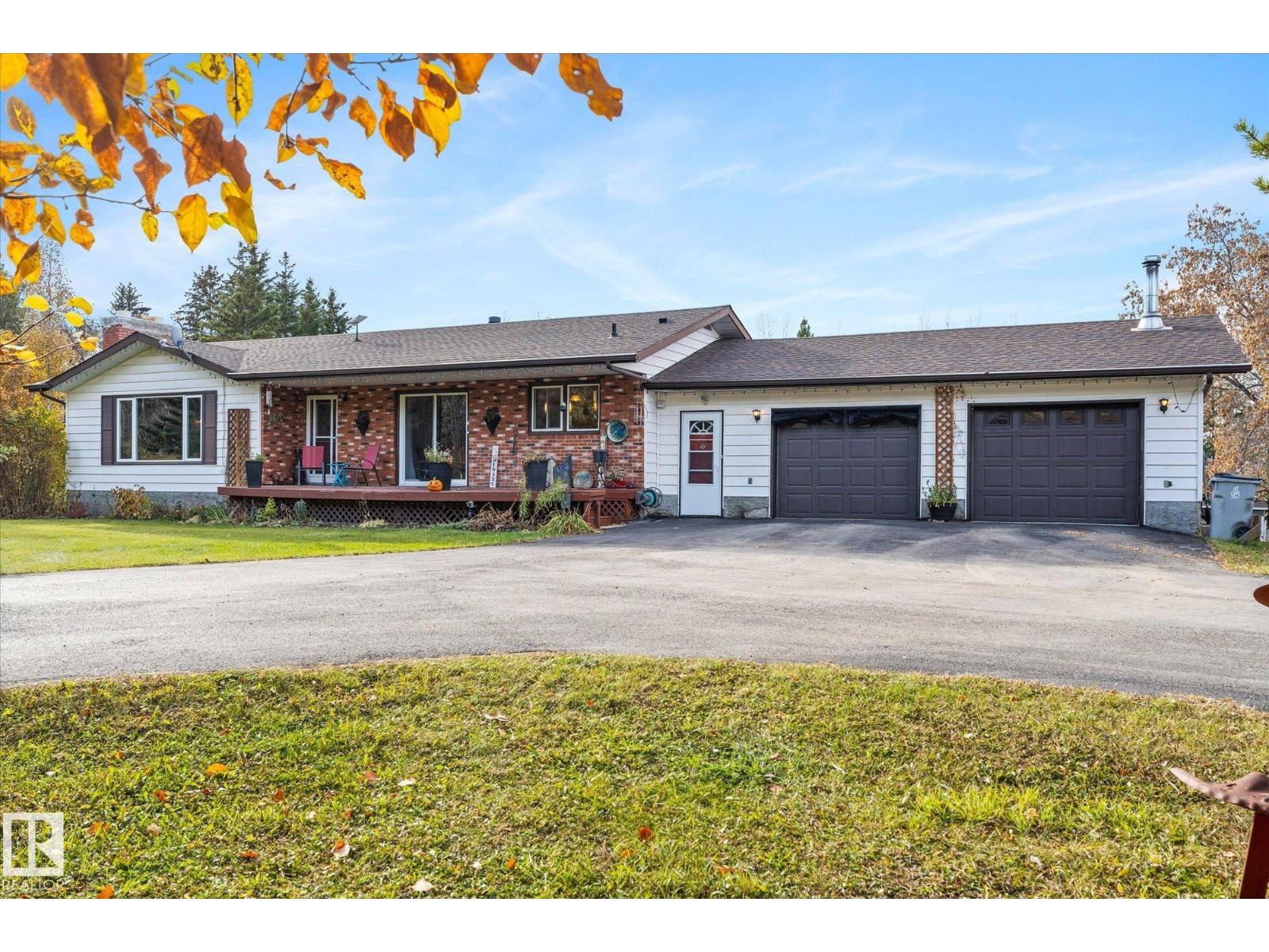 4911 46 St, Evansburg, Alberta  T0E 0T0 - Photo 1 - E4462994