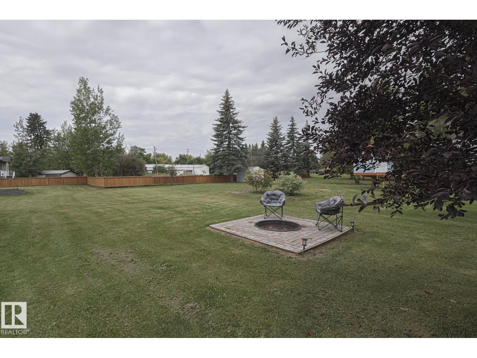 4 Third Av, Entwistle, Alberta T0E 0T0 - Photo 12 - E4463914