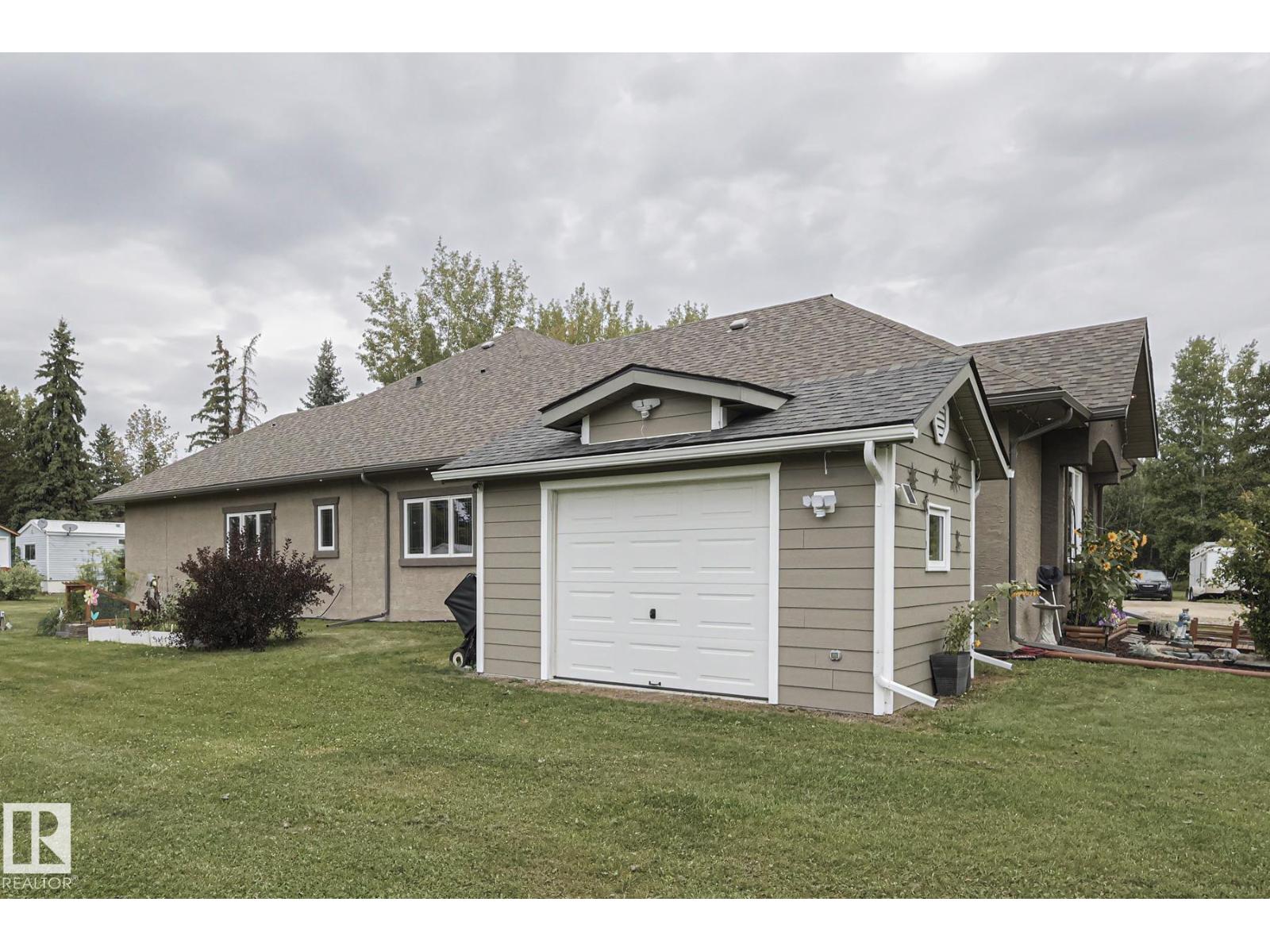 4 Third Av, Entwistle, Alberta T0E 0T0 - Photo 6 - E4463914