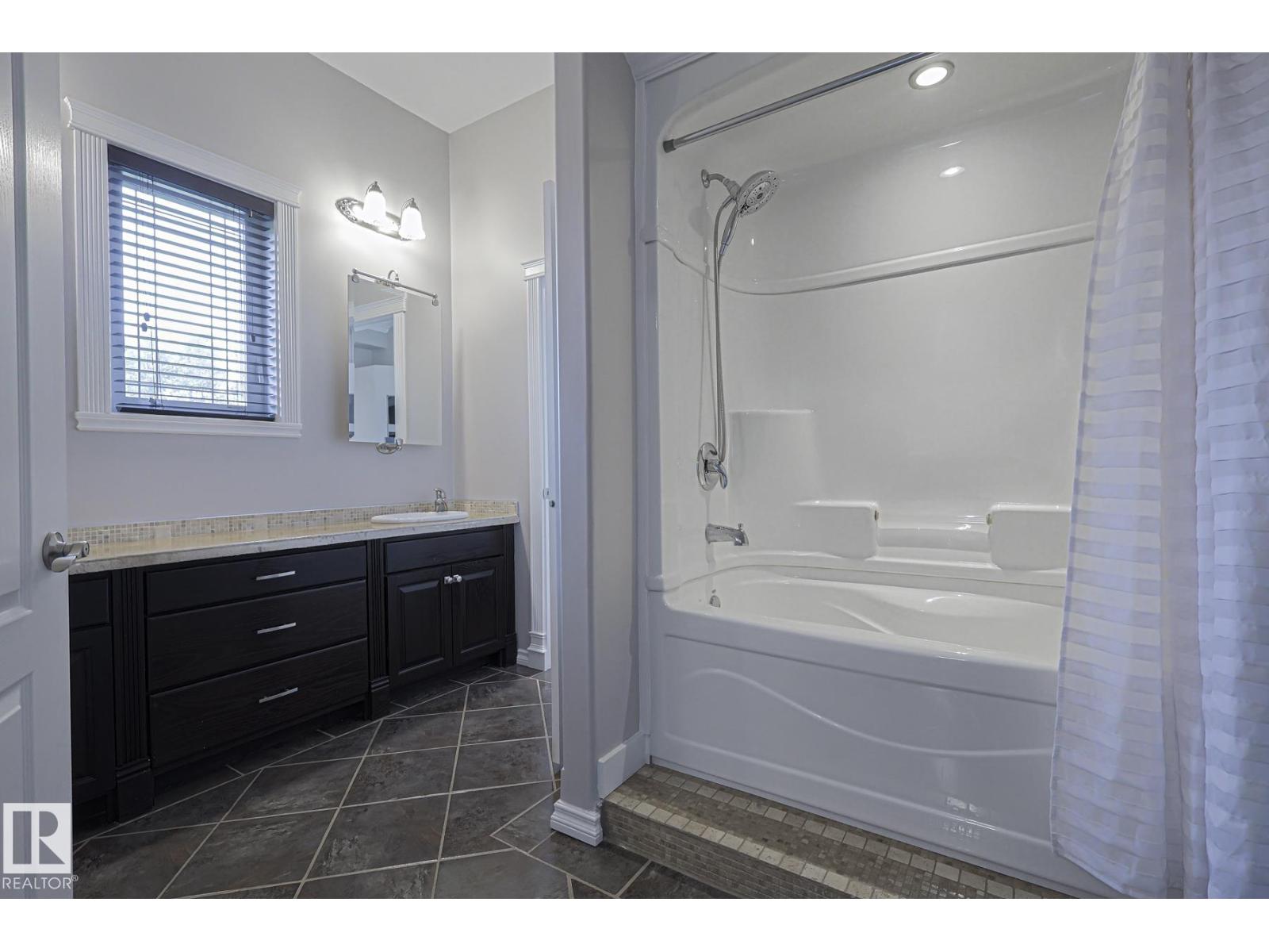 4 Third Av, Entwistle, Alberta T0E 0T0 - Photo 61 - E4463914