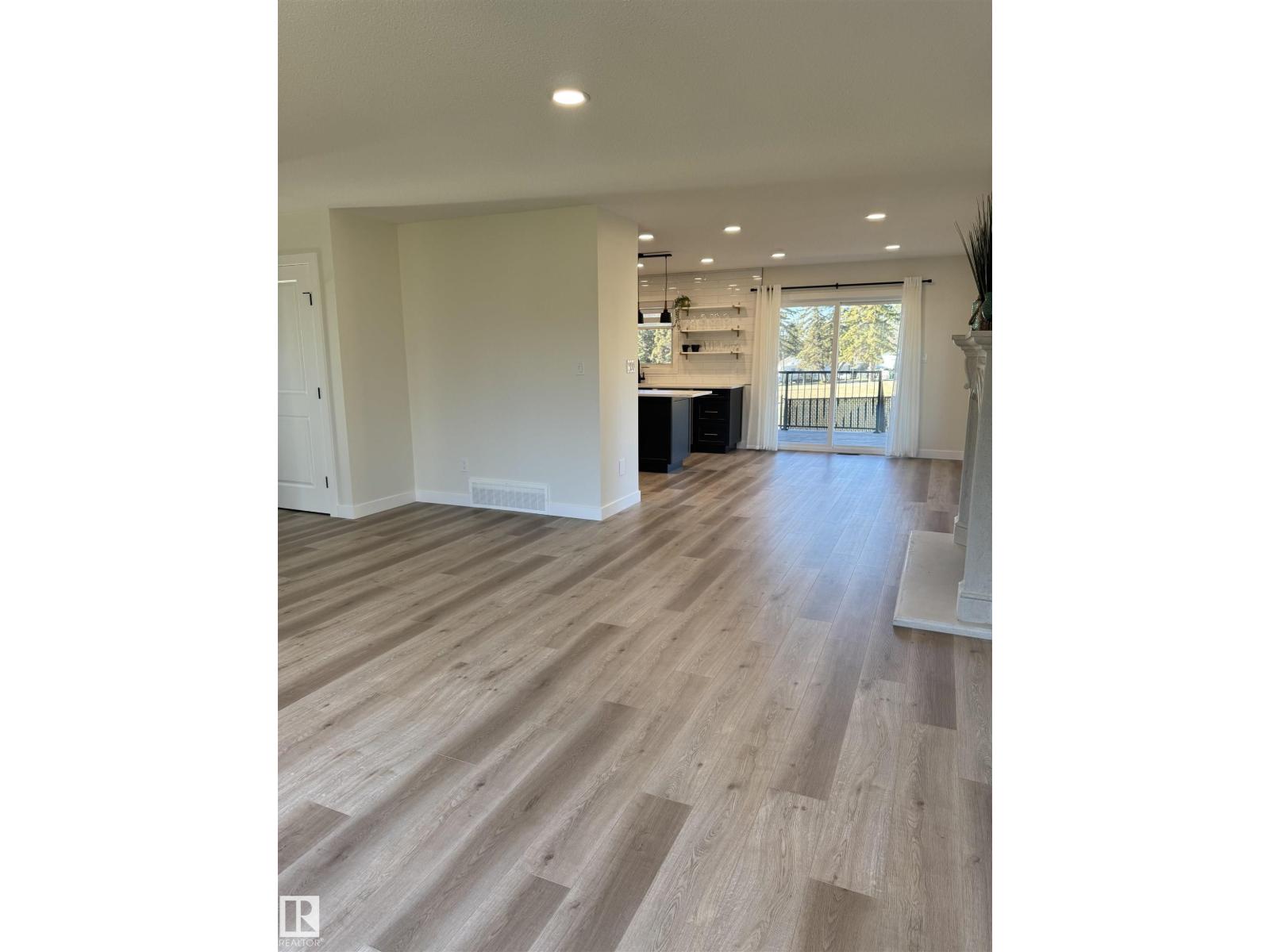 102 1 Street, Rural Lac Ste. Anne County, Alberta  T0E 1A0 - Photo 17 - E4464155