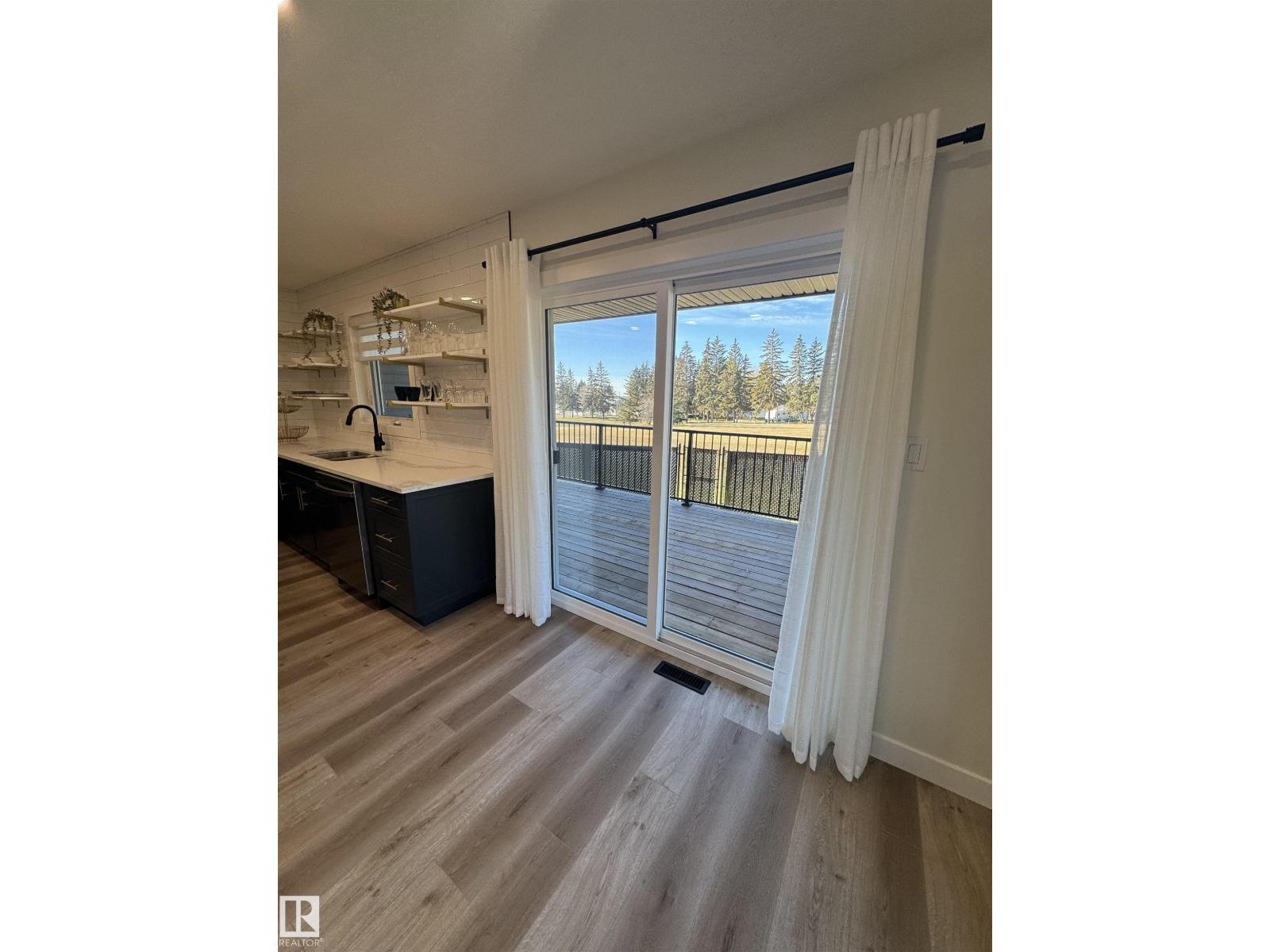 102 1 Street, Rural Lac Ste. Anne County, Alberta  T0E 1A0 - Photo 18 - E4464155