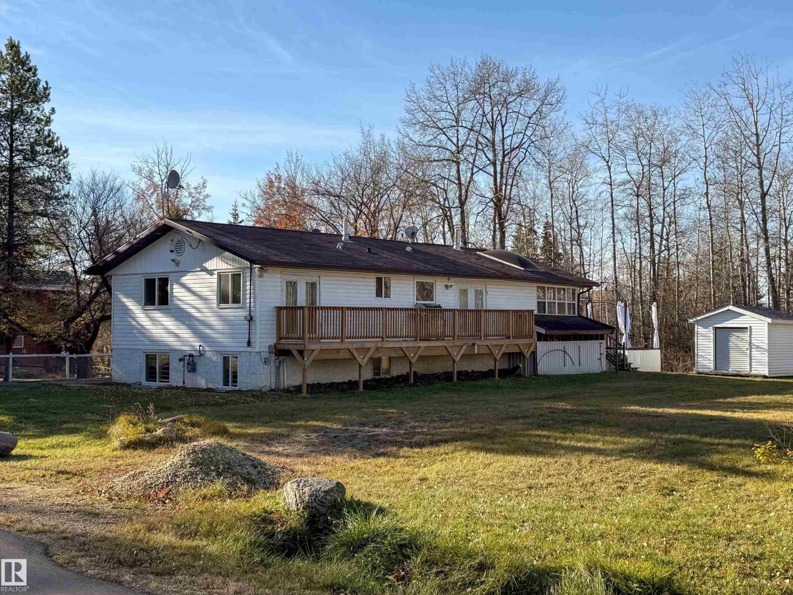 620 6 St, Rural Lac Ste. Anne County, Alberta  T0E 1A0 - Photo 3 - E4464323