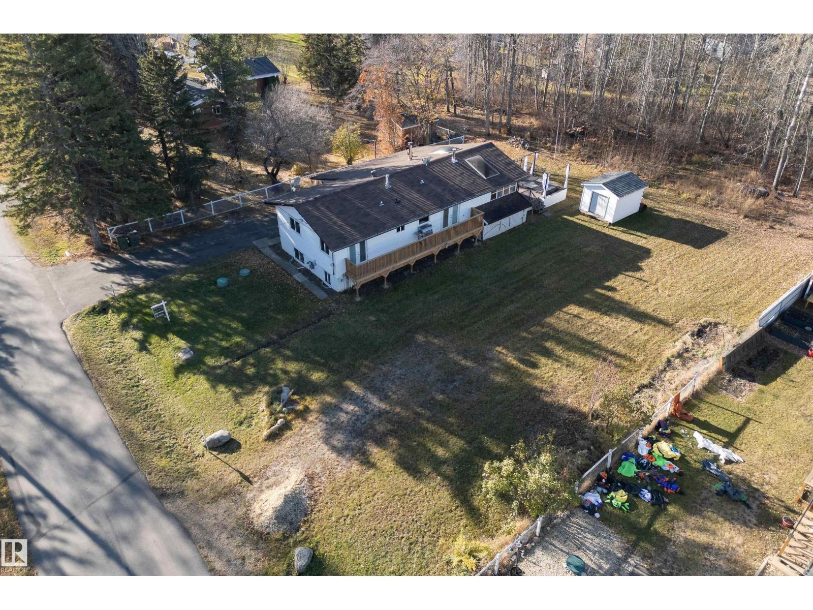 620 6 St, Rural Lac Ste. Anne County, Alberta  T0E 1A0 - Photo 43 - E4464323