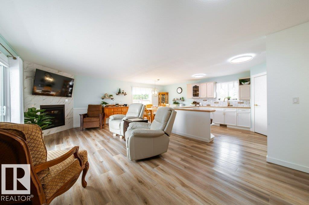 118 2 St W, Rural Wetaskiwin County, Alberta T0C 0A0 - Photo 13 - E4464448