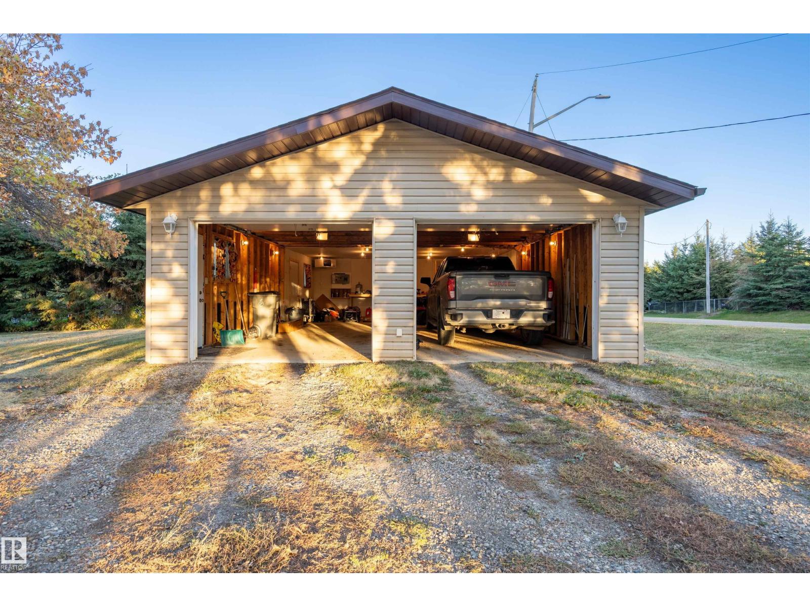 62 Buskmose Dr, Rural Wetaskiwin County, Alberta  T0C 2V0 - Photo 17 - E4465039