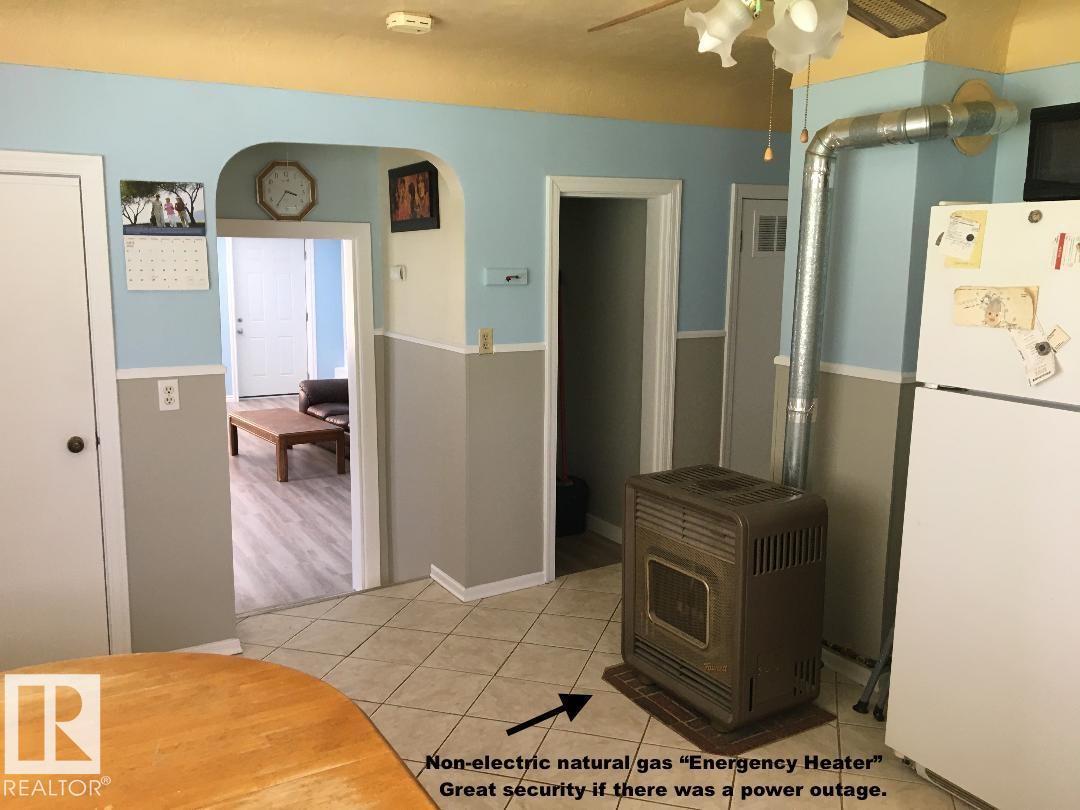 5012 50 Av, Entwistle, Alberta T0E 0S0 - Photo 10 - E4465092