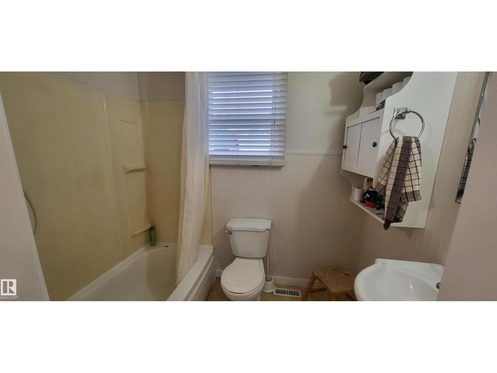 5012 50 Av, Entwistle, Alberta T0E 0S0 - Photo 17 - E4465092