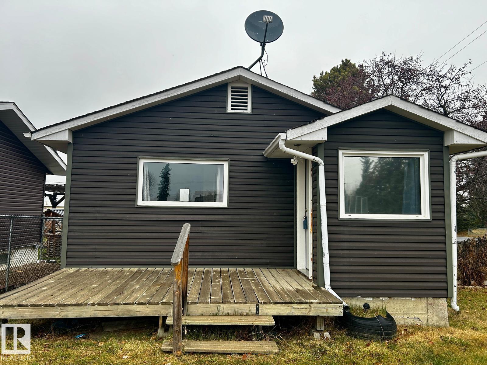102 1 Avenue Nw, Alder Flats, Alberta T0C 0A0 - Photo 1 - E4465172