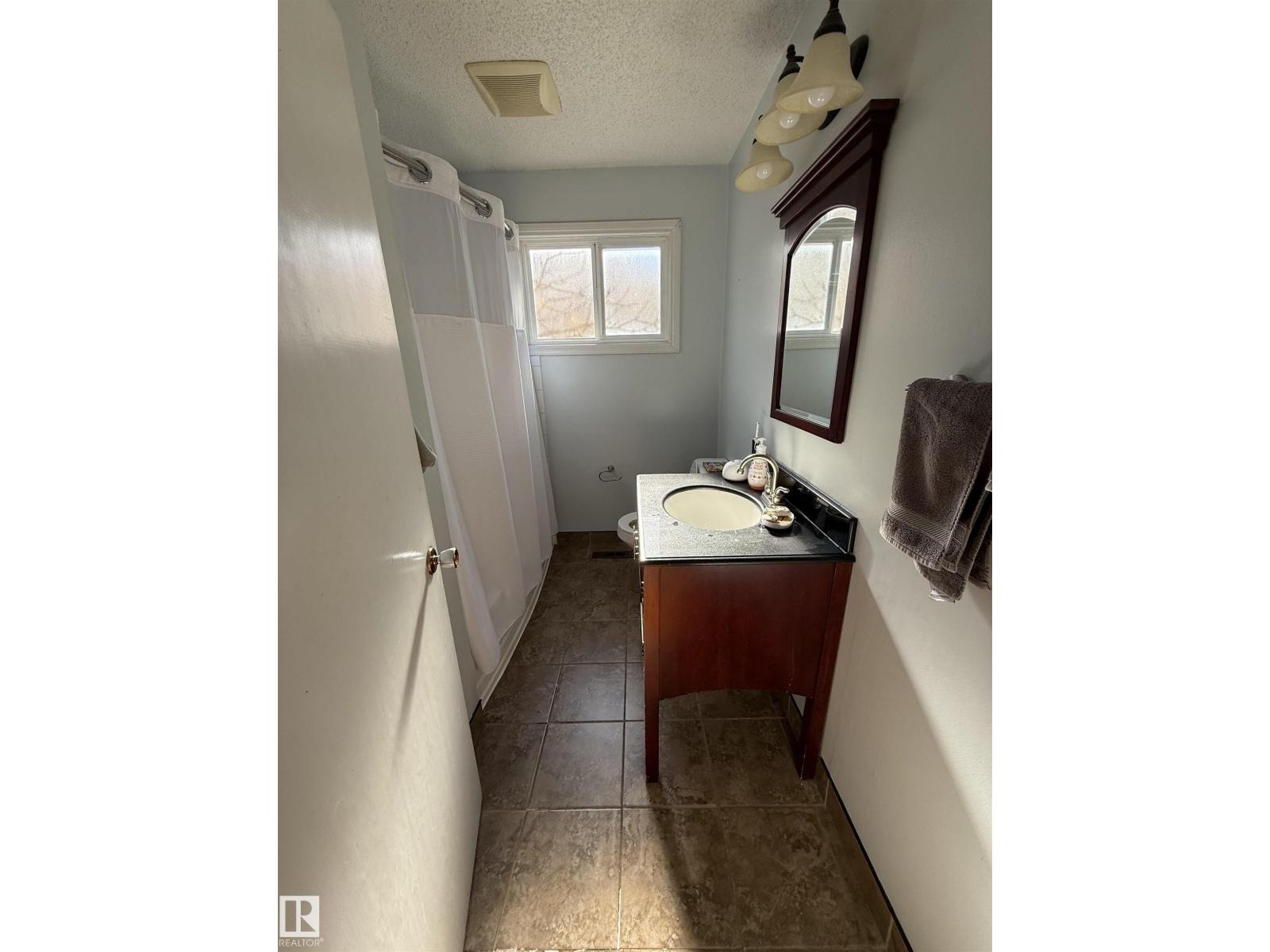 5017 46 St, Drayton Valley, Alberta T7A 1S2 - Photo 6 - E4465643