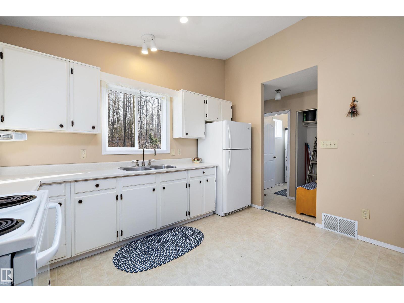 #62 3215 Twp Road 574, Rural Lac Ste. Anne County, Alberta T0E 1A0 - Photo 17 - E4465787