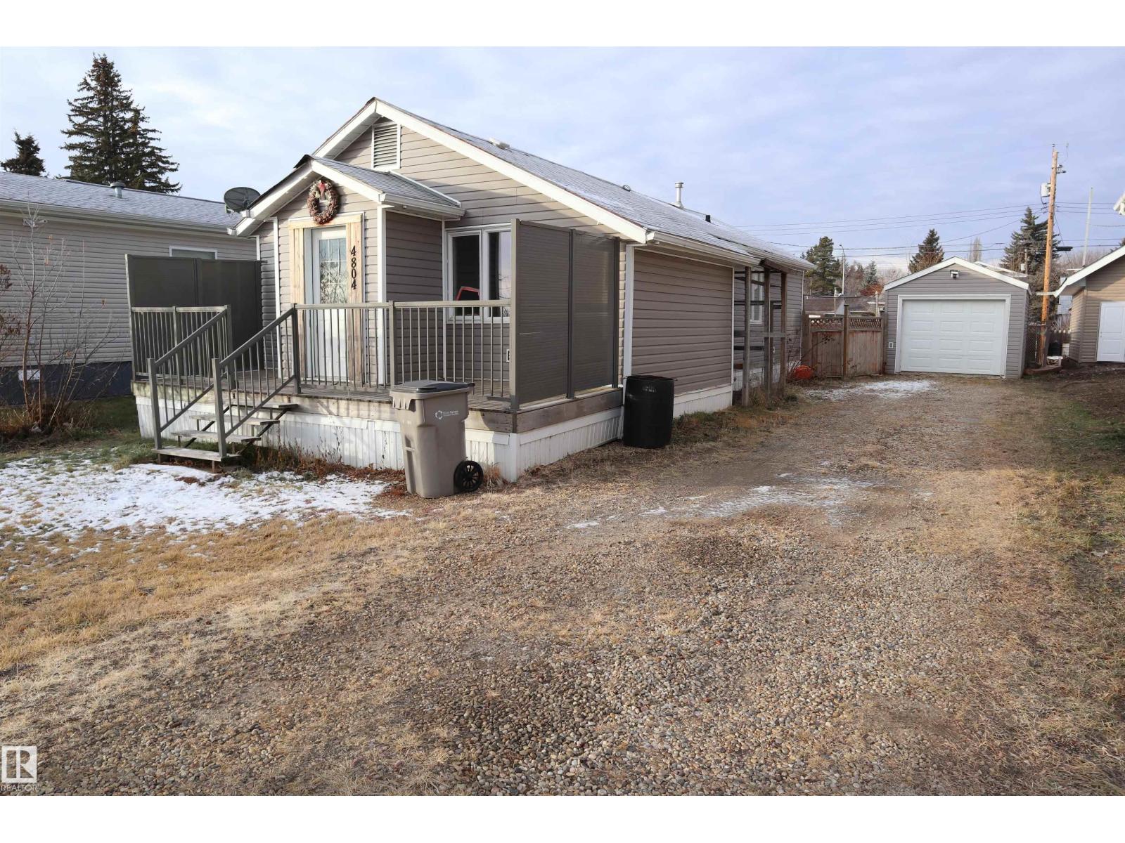 4804 49 St, Calmar, Alberta  T0C 0V0 - Photo 2 - E4466135