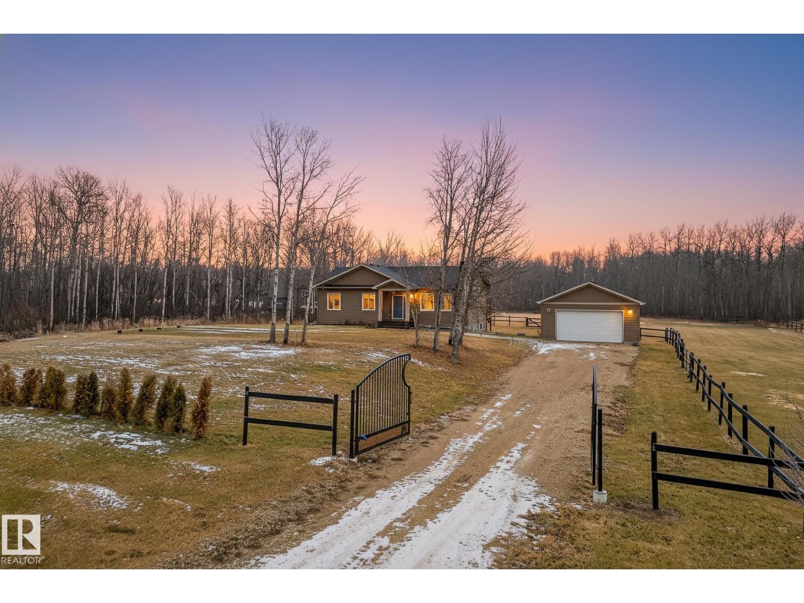 #211 55108 Rge Road 15, Rural Lac Ste. Anne County, Alberta T0E 1V0 - Photo 1 - E4466165