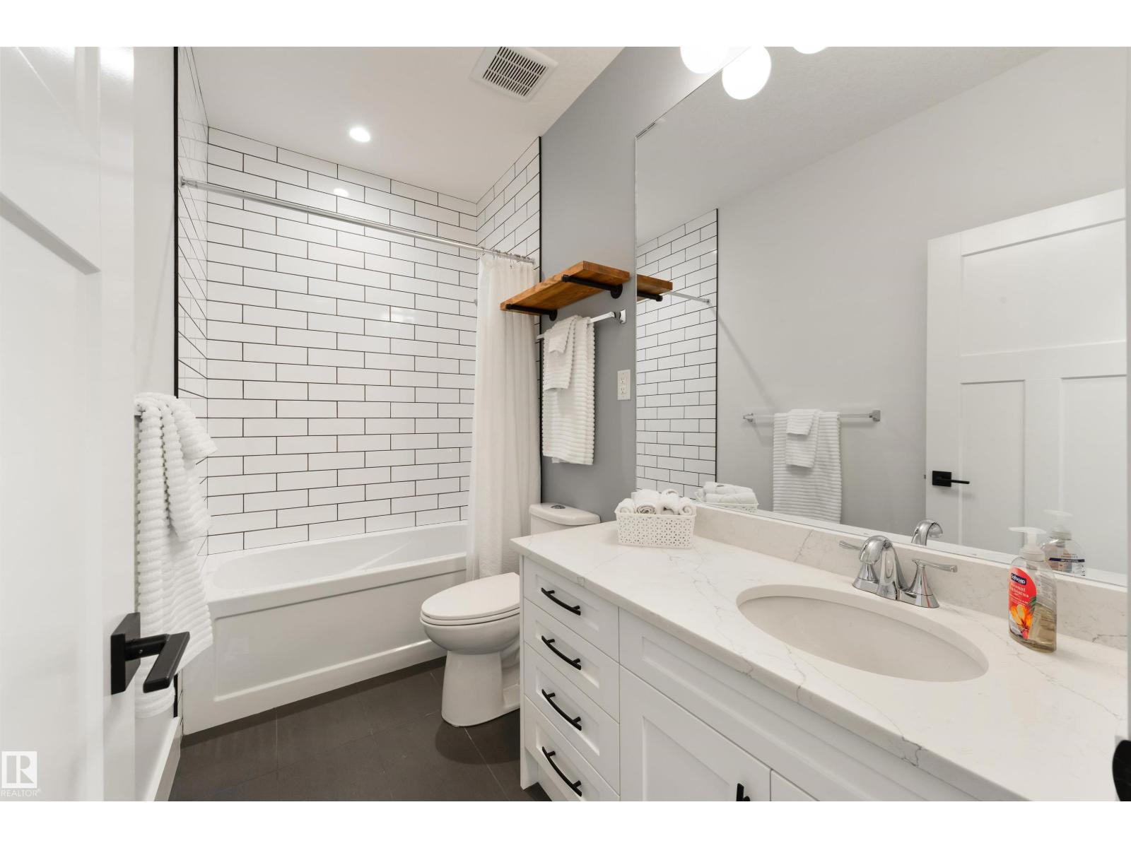 #14 2406 Twp Road 540, Rural Lac Ste. Anne County, Alberta T0E 1V0 - Photo 19 - E4466460