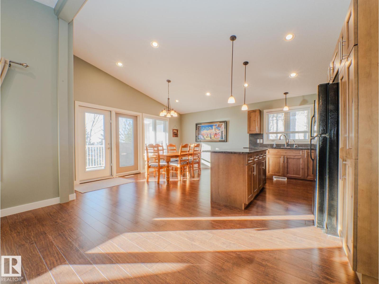 #521 55101 Ste. Anne Tr, Rural Lac Ste. Anne County, Alberta T0E 1A1 - Photo 11 - E4466462