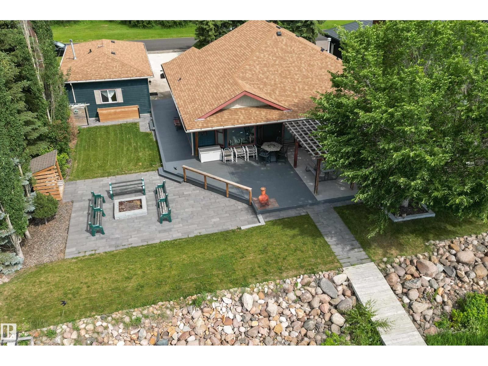 103 Argentia Beach, Rural Wetaskiwin County, Alberta  T0C 2C0 - Photo 3 - E4466706