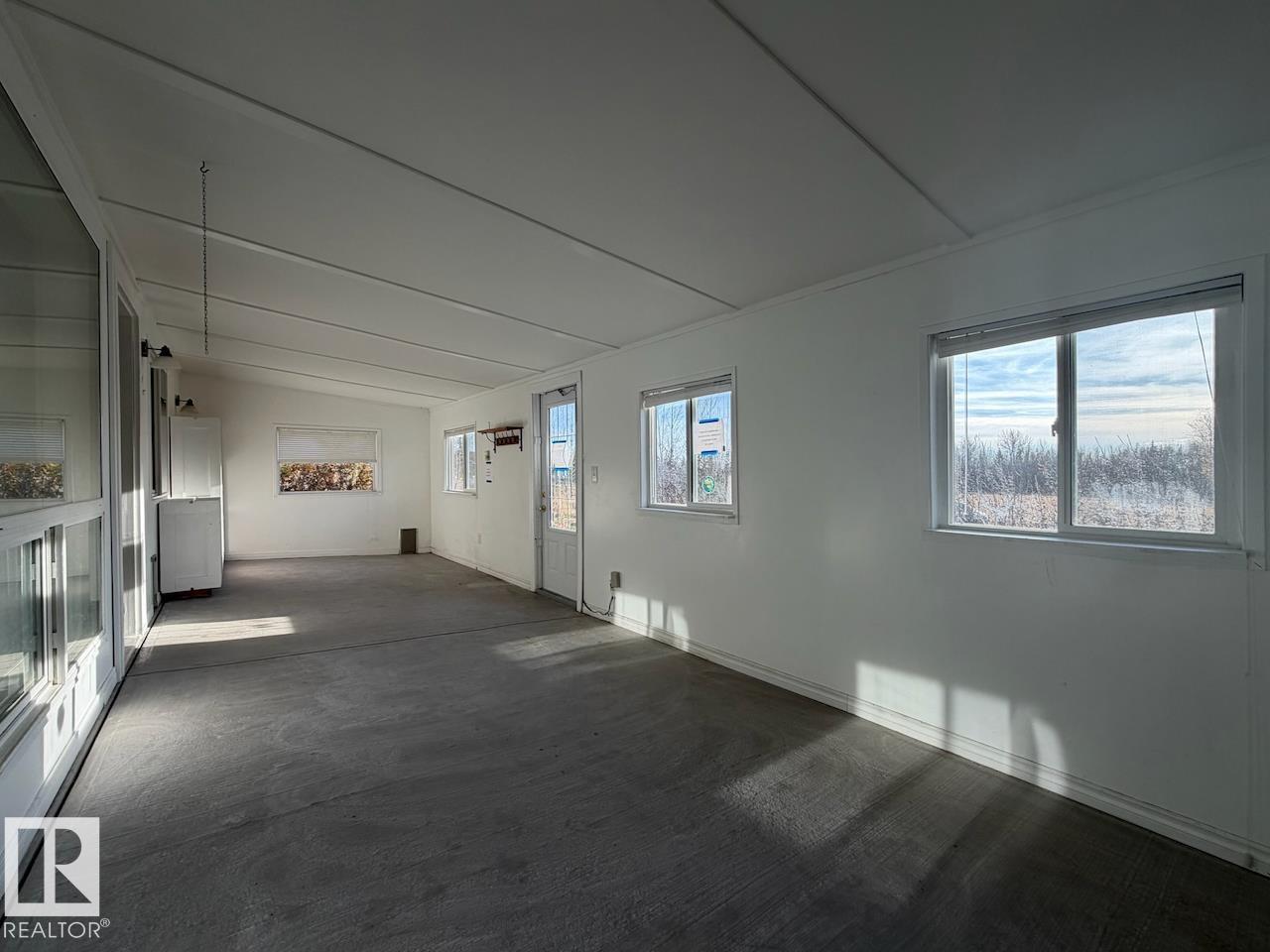 #134 55107 Rge Road 33, Rural Lac Ste. Anne County, Alberta T0E 1A0 - Photo 4 - E4467011