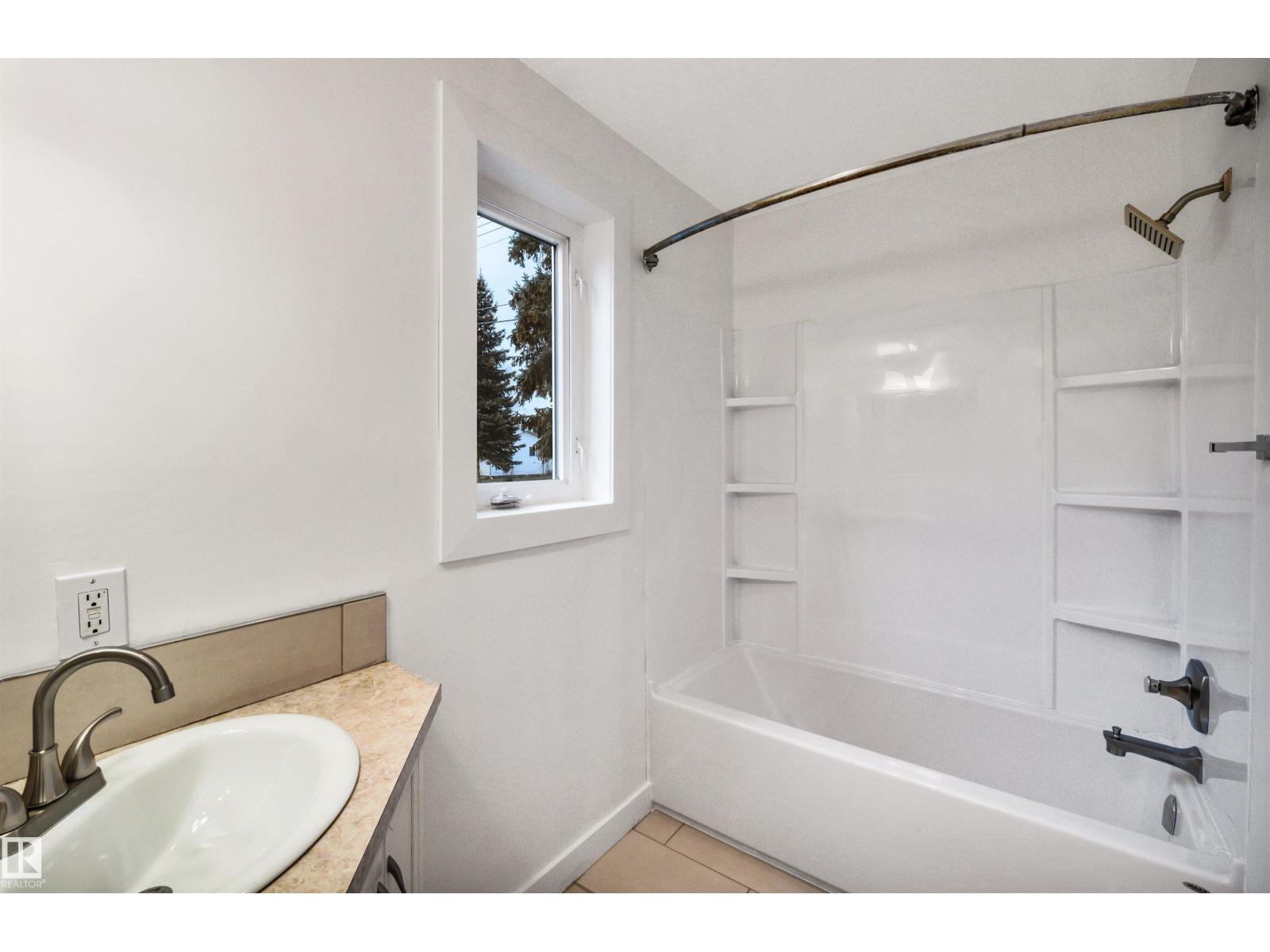 5220 47a Av, Rural Lac Ste. Anne County, Alberta T0E 0A0 - Photo 29 - E4467061