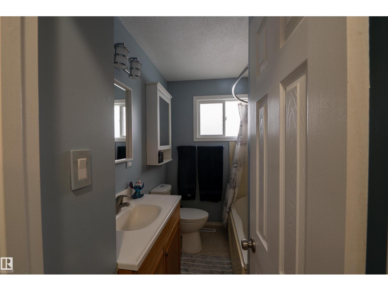 4913 46 St, Drayton Valley, Alberta  T7A 1H4 - Photo 8 - E4467201