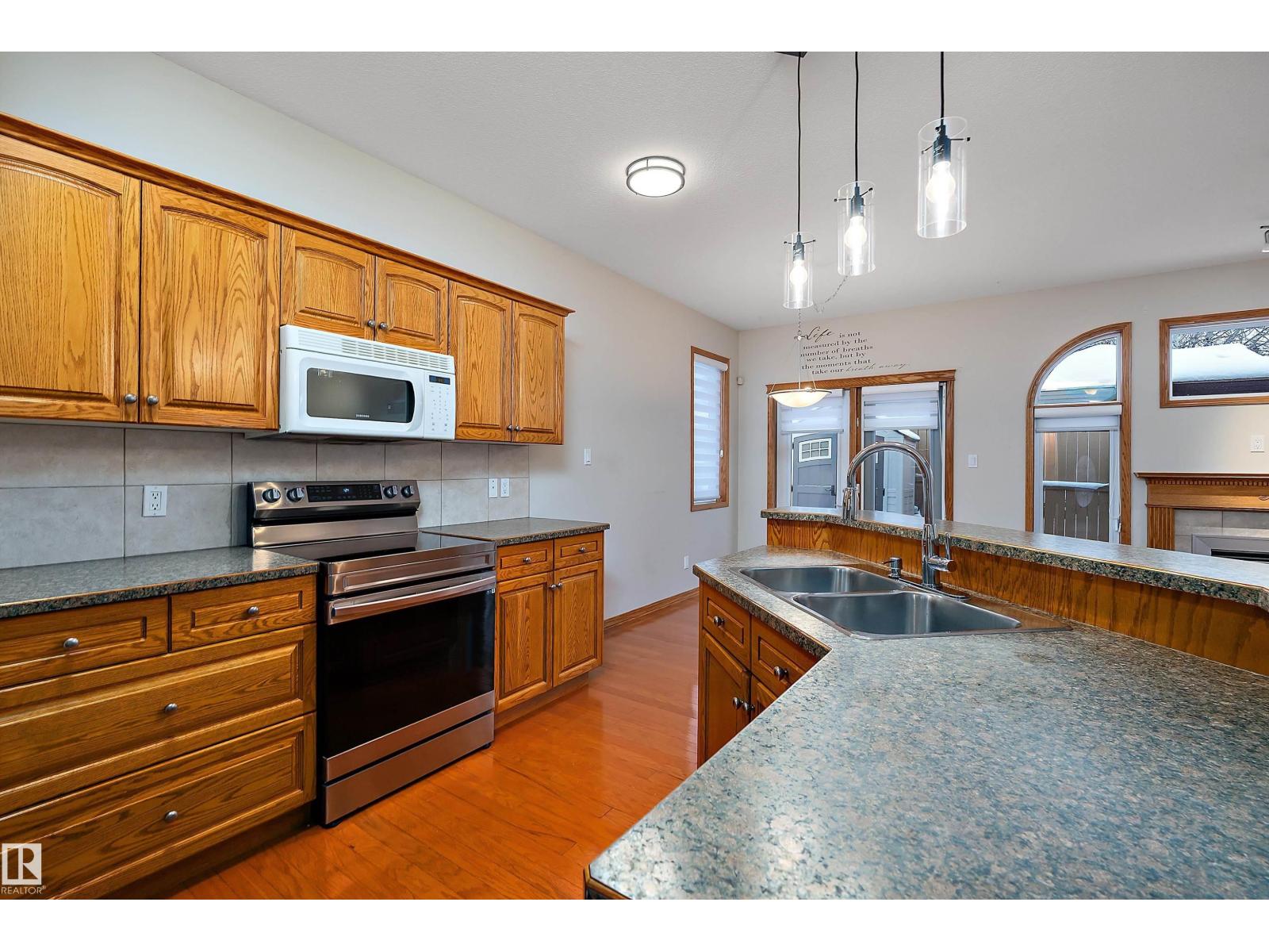 4931 48 Av, Onoway, Alberta T0E 1V0 - Photo 3 - E4467929