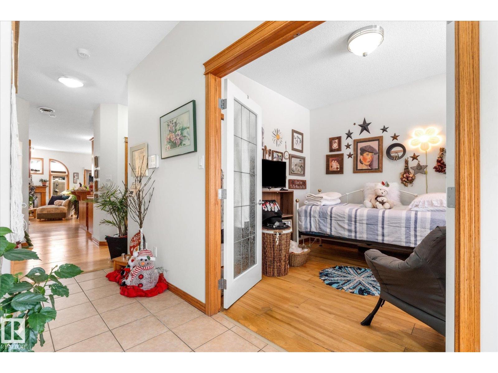 4933 48 Av, Onoway, Alberta T0E 1V0 - Photo 5 - E4468004