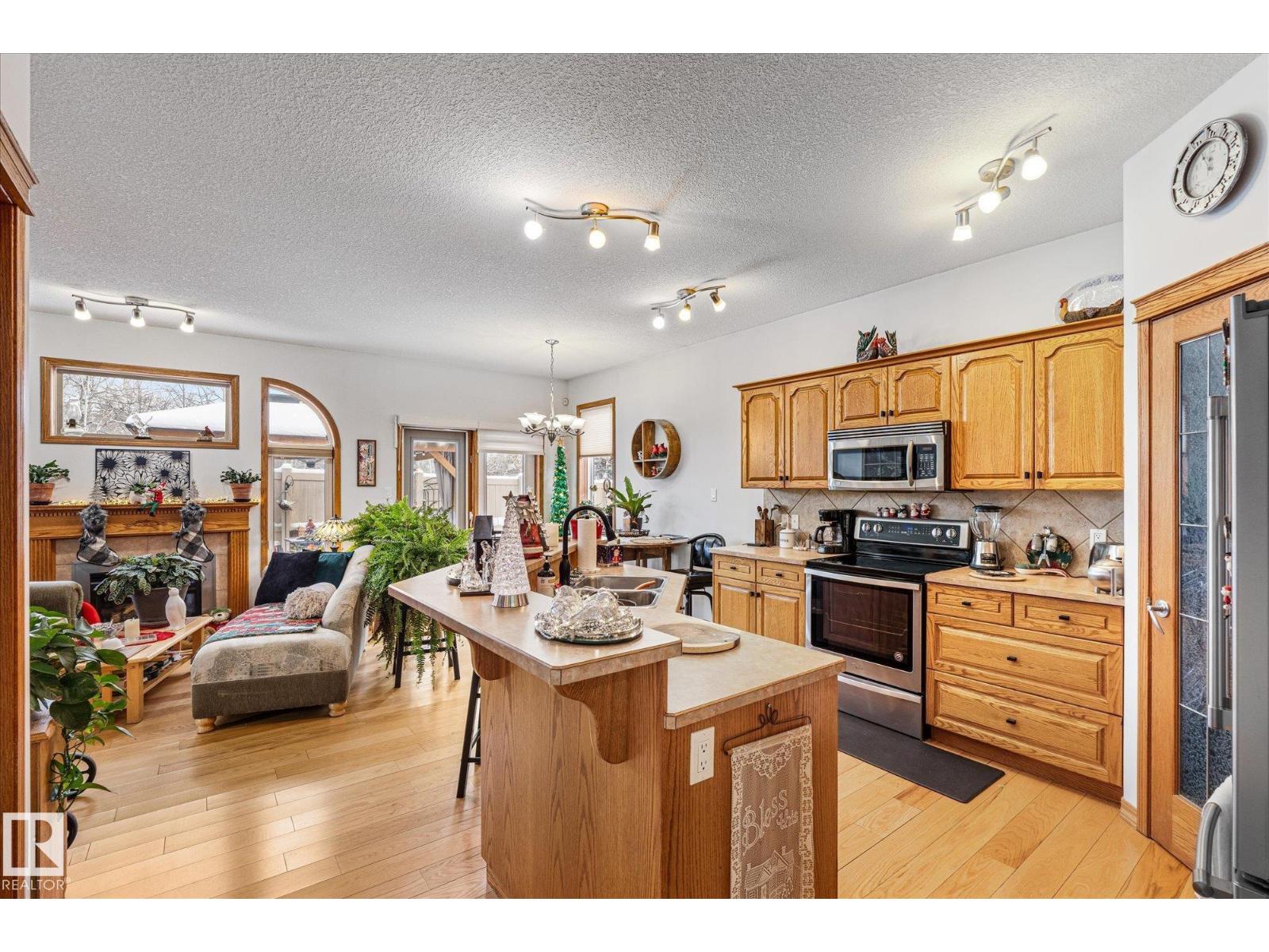 4933 48 Av, Onoway, Alberta T0E 1V0 - Photo 9 - E4468004