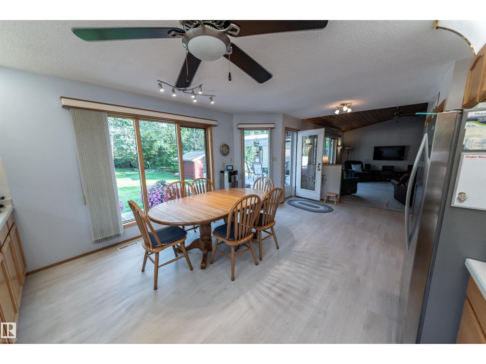 1087 10 St, Rural Lac Ste. Anne County, Alberta  T0E 1A0 - Photo 47 - E4468227